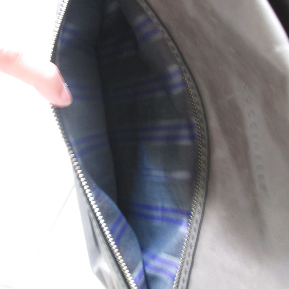 Coccinelle Gray Leather Bag - Picture 10 of 12